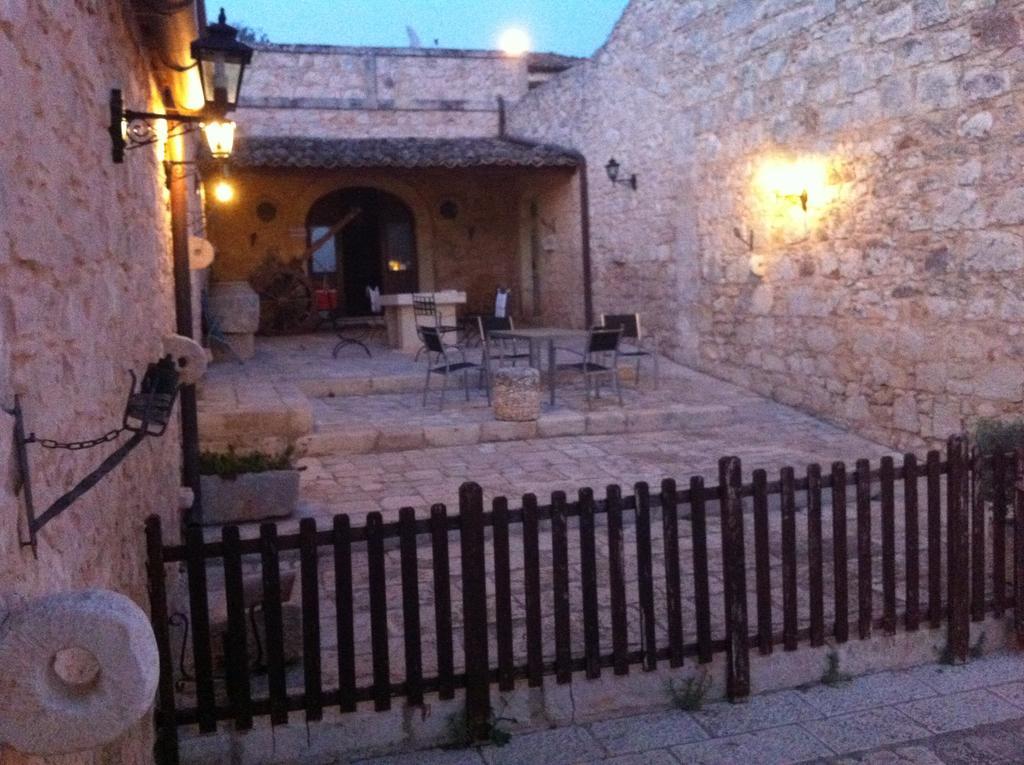 Agriturismo Al Casale Donnafugata Exterior photo