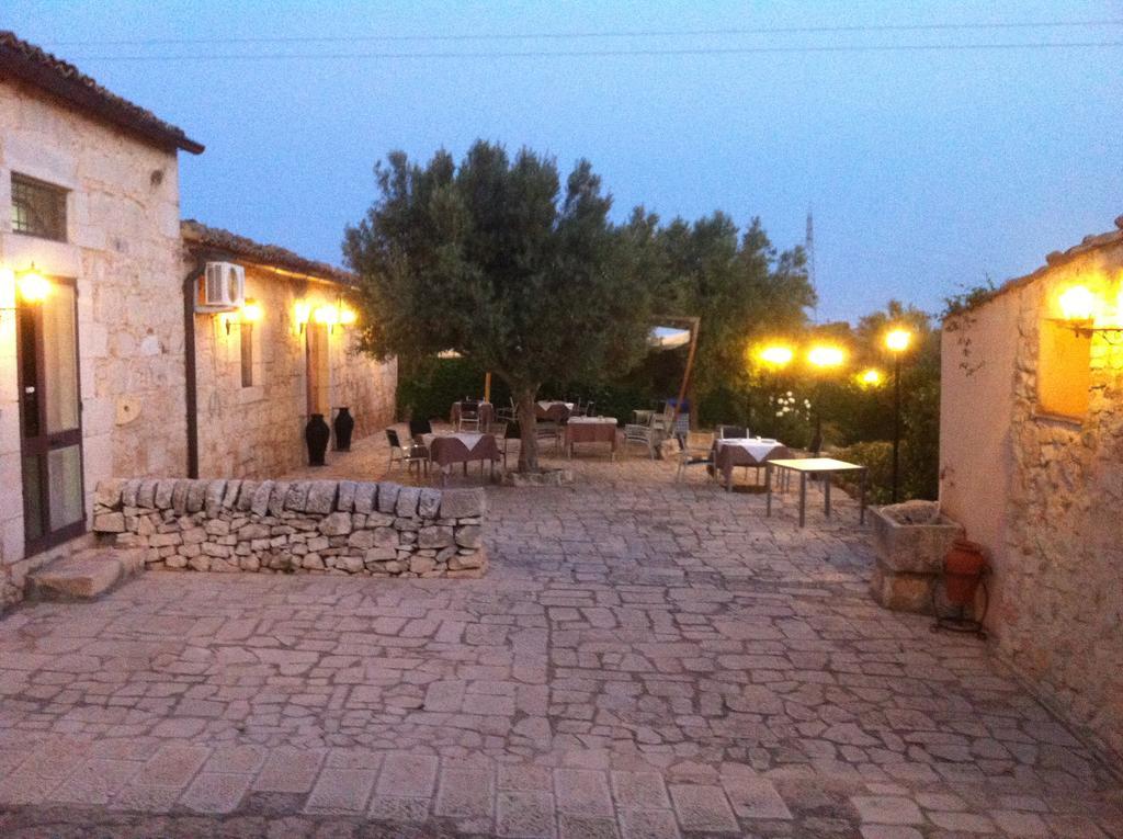 Agriturismo Al Casale Donnafugata Exterior photo