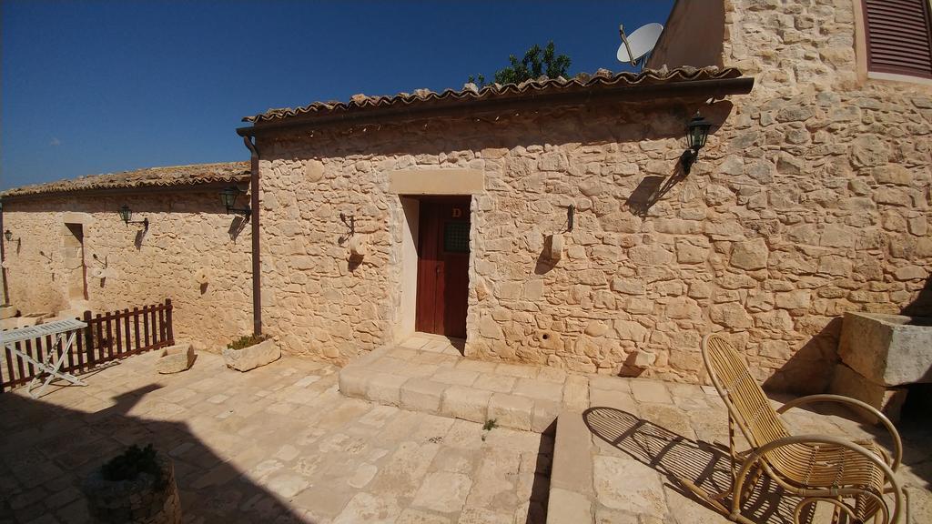 Agriturismo Al Casale Donnafugata Exterior photo
