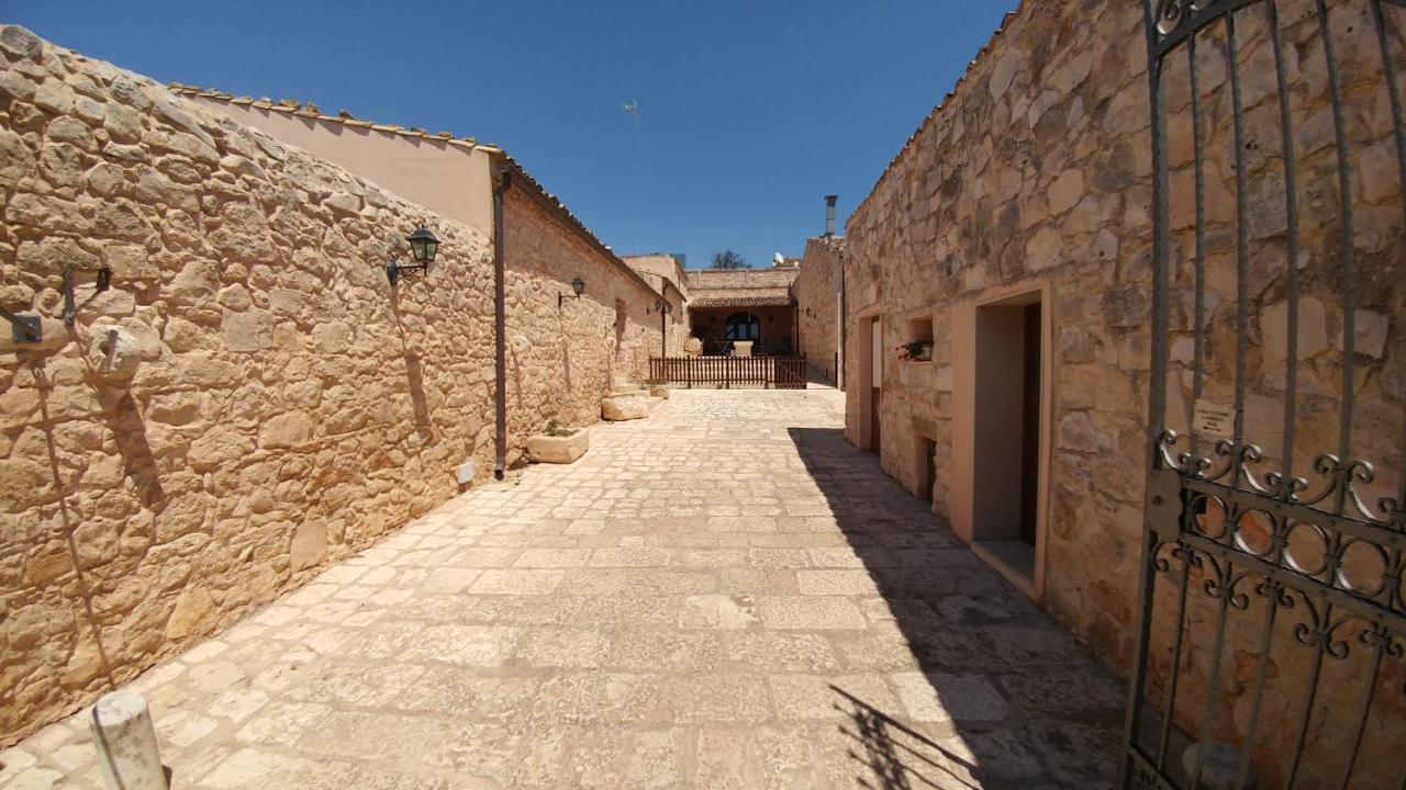 Agriturismo Al Casale Donnafugata Exterior photo